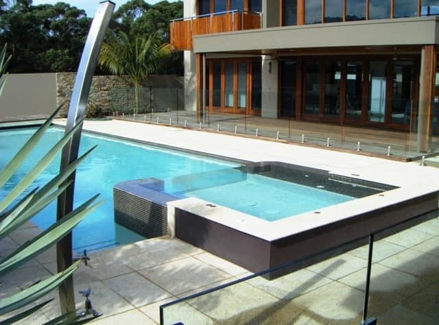 Frameless Pool Fence