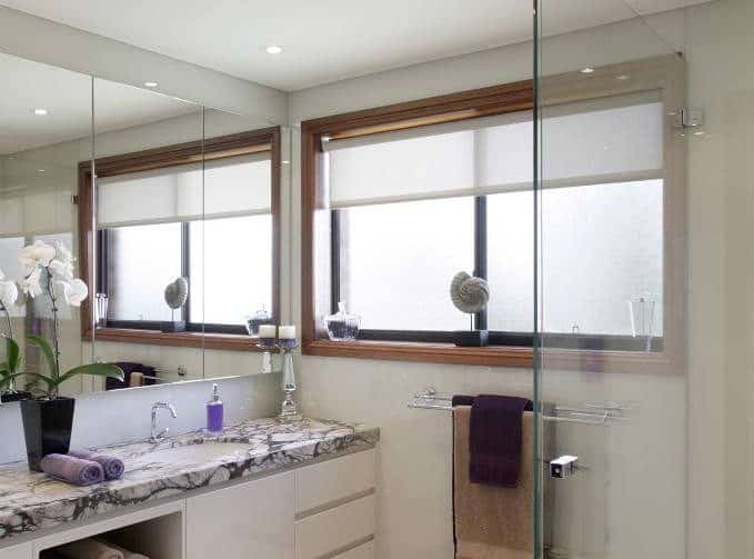 Bathroom Glass Wall Cladding